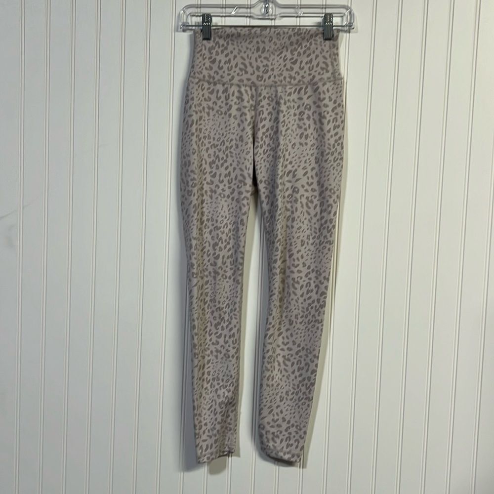Allfenix Leopard Print Neutral Full Length Workout Leggings Athleisure Size S